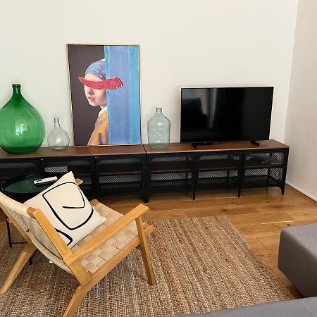 Seayou!***Charming 1-Bedroom Rental Unit In The Old City Center Of เซรส ภายนอก รูปภาพ