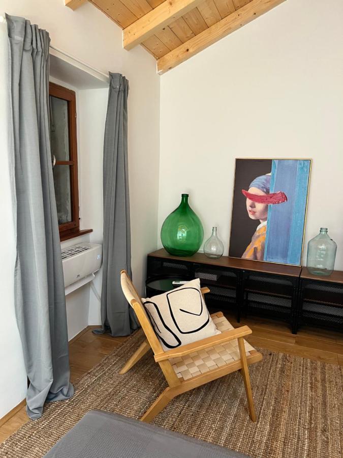Seayou!***Charming 1-Bedroom Rental Unit In The Old City Center Of เซรส ภายนอก รูปภาพ